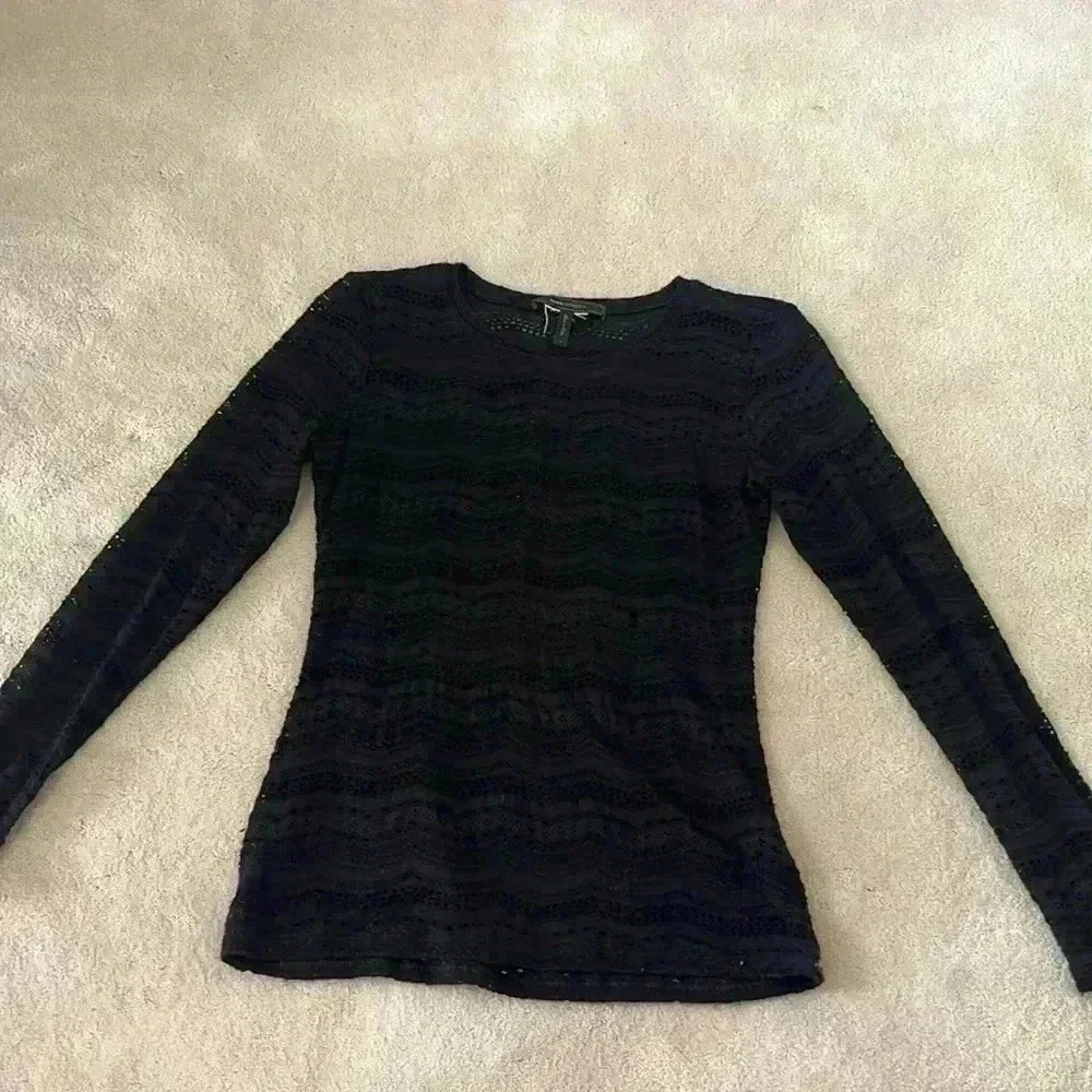 BCBG MAX AZRIA black lace  long sleeve top